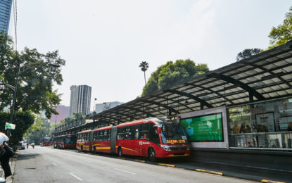 Scania entregó tres autobuses biarticulados a la Línea 1 del Metrobús de la CDMX