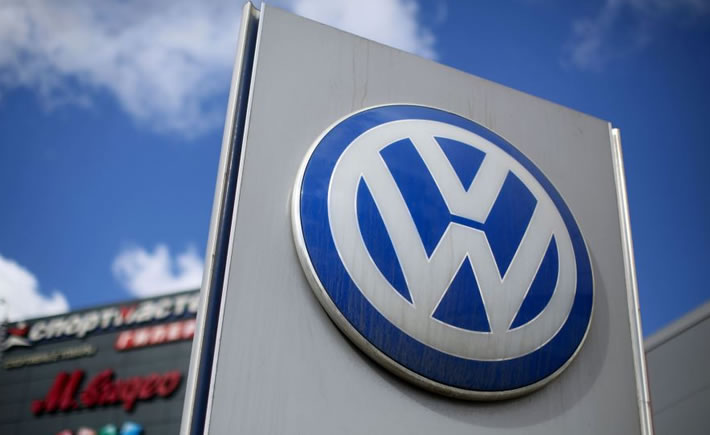 “En vista del notable empeoramiento de las ventas y la inseguridad en el suministro de componentes de nuestras marcas se van a producir interrupciones de la producción en las fábricas de nuestras marcas", advirtió el presidente del grupo VW. (Foto: López Dóriga Digital)