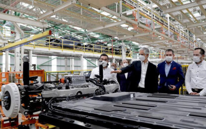 Ford inicia una nueva era en México, arranca producción de vehículo eléctrico