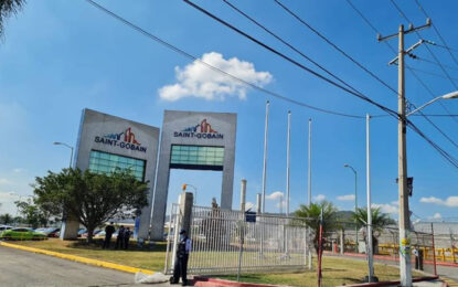 EU cierra queja laboral de Saint Gobain, dice que México cumple con el T-MEC