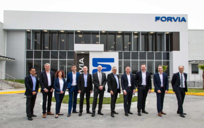 Faurecia puso en marcha una nueva planta manufacturera en Apodaca, NL