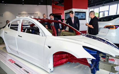 Tesla obtiene permisos de Semarnat; NL y México, “lo más eficiente” en electromovilidad, dice Samuel García