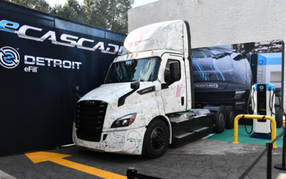 Daimler Truck México ‘pone a rodar’ el primer tractocamión eléctrico en el Edomex